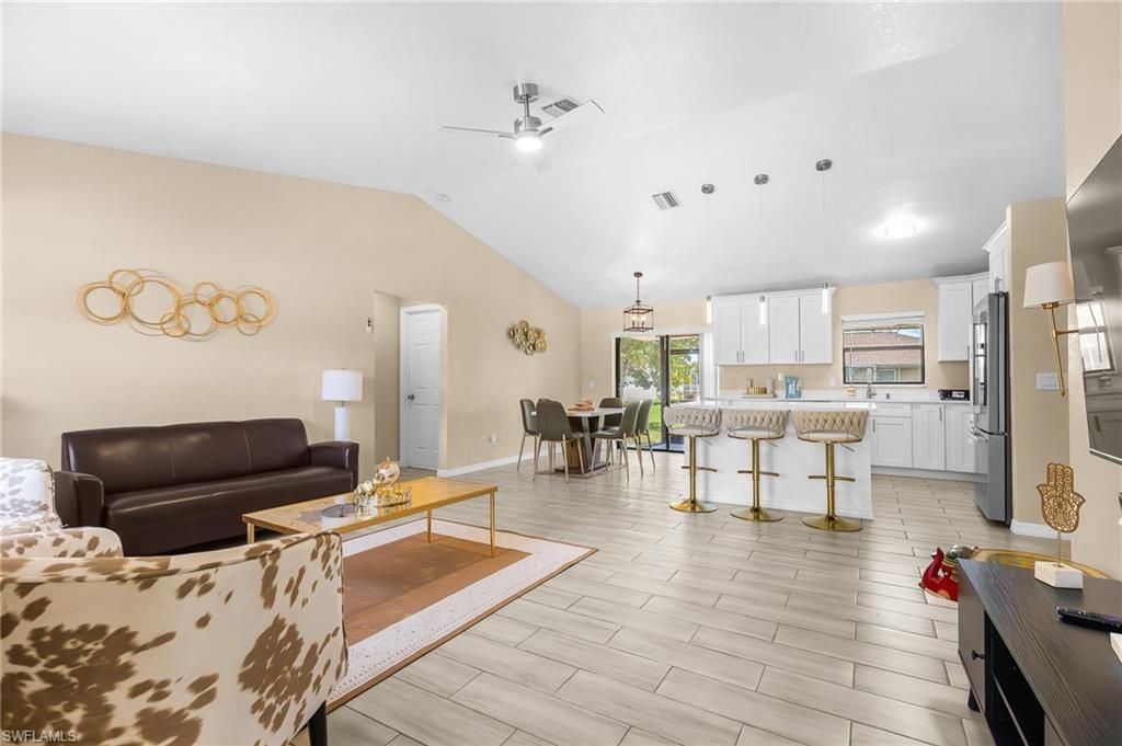930 SW 34th St, Cape Coral, FL 33914 Photo