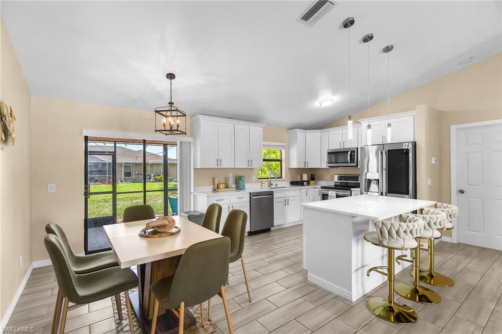 930 SW 34th St, Cape Coral, FL 33914 Photo