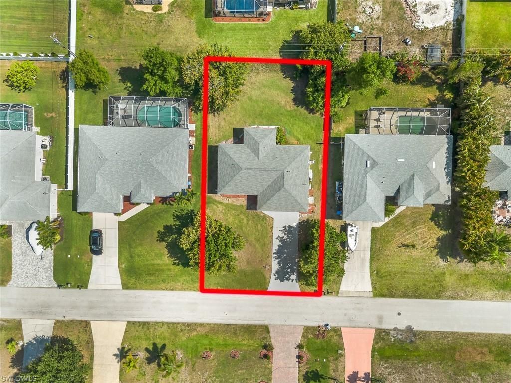 930 SW 34th St, Cape Coral, FL 33914 Photo