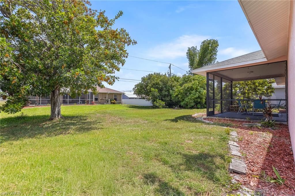930 SW 34th St, Cape Coral, FL 33914 Photo