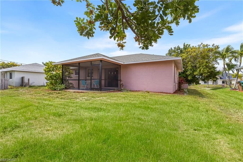 930 SW 34th St, Cape Coral, FL 33914 Photo