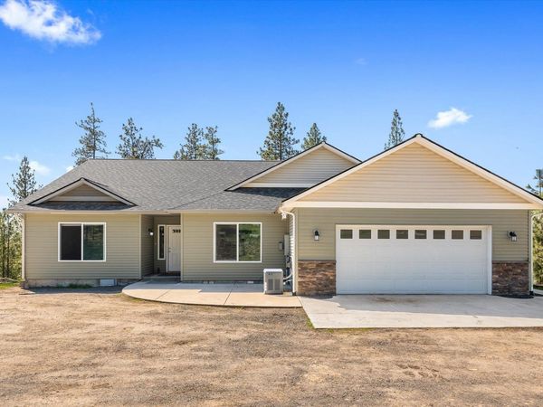 5521C Happy Hill Rd, Tumtum, WA 99034