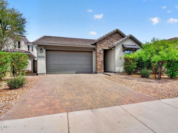 12124 W PEAK VIEW Road, Peoria, AZ 85383