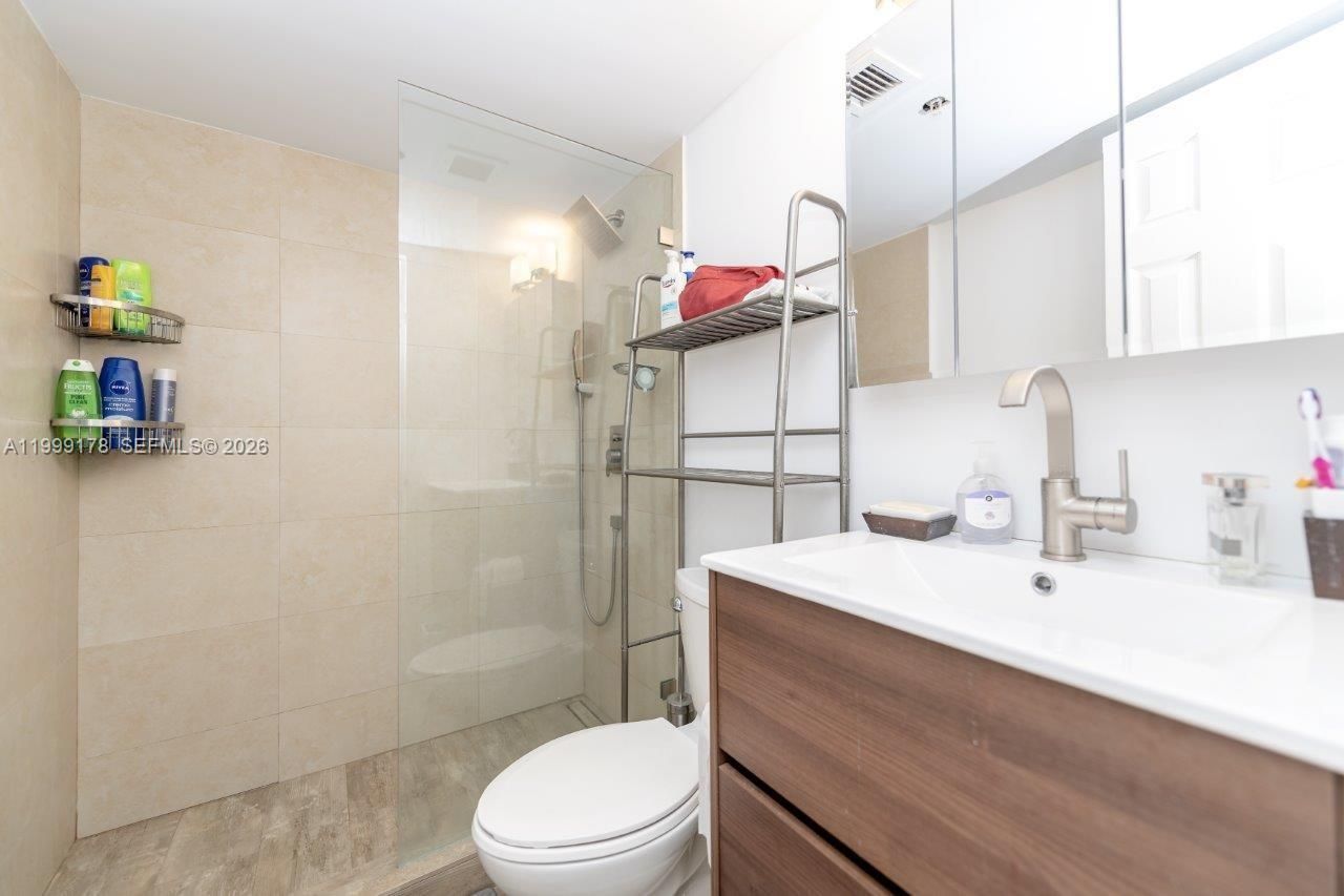 1500 Bay Rd, Unit 1134S, Miami Beach, FL 33139 Photo