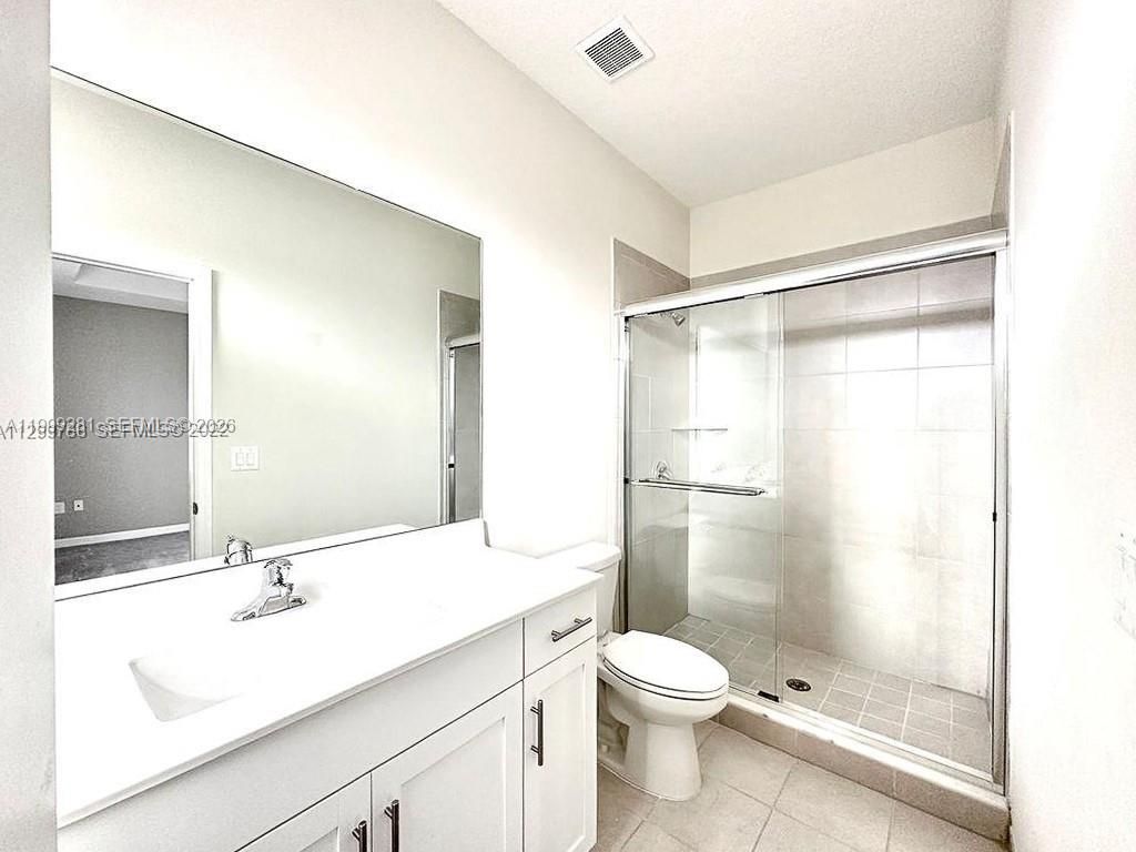 20800 NE 5th Ct, Miami, FL 33179 Photo