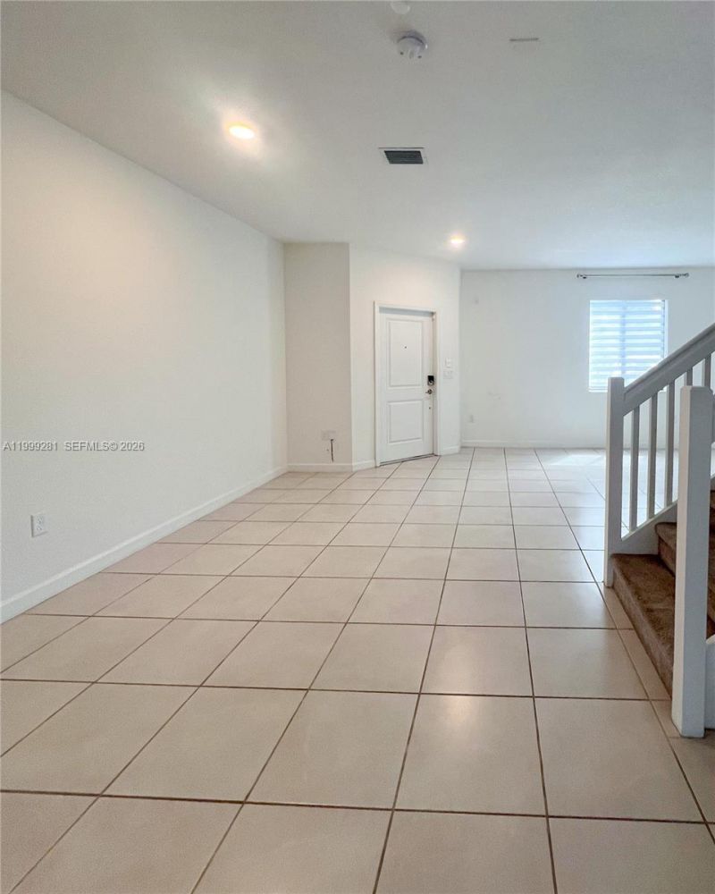 20800 NE 5th Ct, Miami, FL 33179 Photo