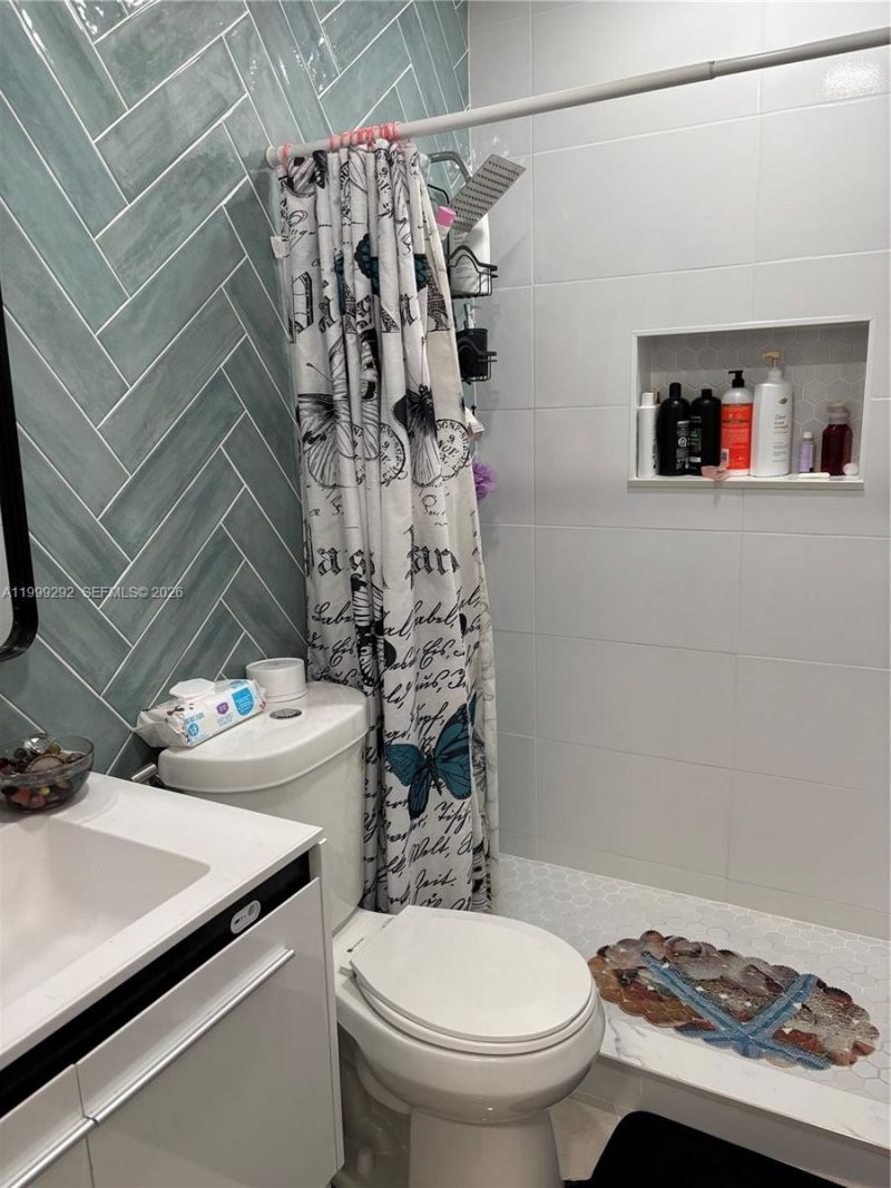 1331 NW 98th Ter, Miami, FL 33147 Photo