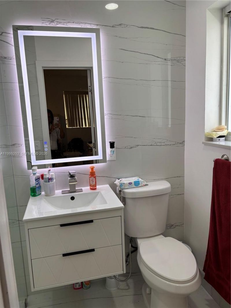 1331 NW 98th Ter, Miami, FL 33147 Photo