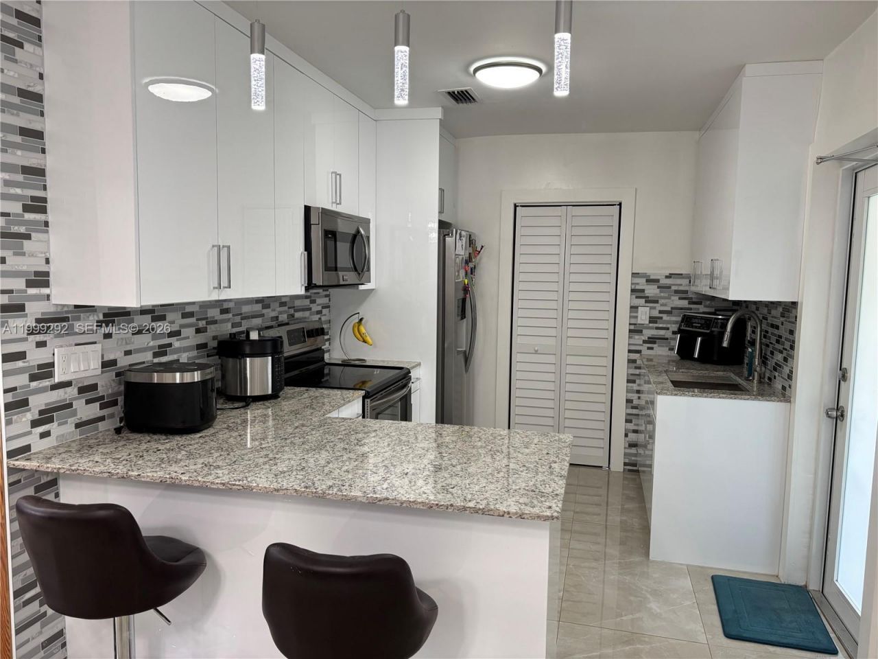 1331 NW 98th Ter, Miami, FL 33147 Photo