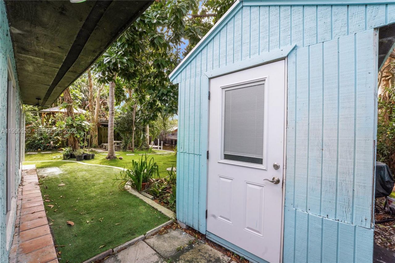 1137 SW 8th Ave, Fort Lauderdale, FL 33315 Photo