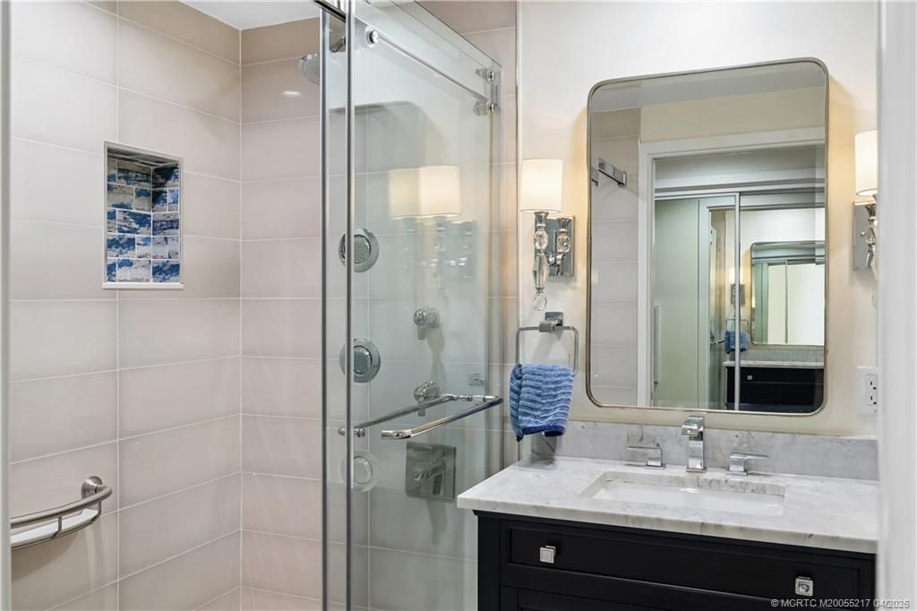 2001 SE Sailfish Point Boulevard, Unit 117, Stuart, FL 34996 Photo