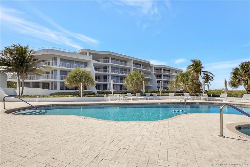 2001 SE Sailfish Point Boulevard, Unit 117, Stuart, FL 34996 Photo
