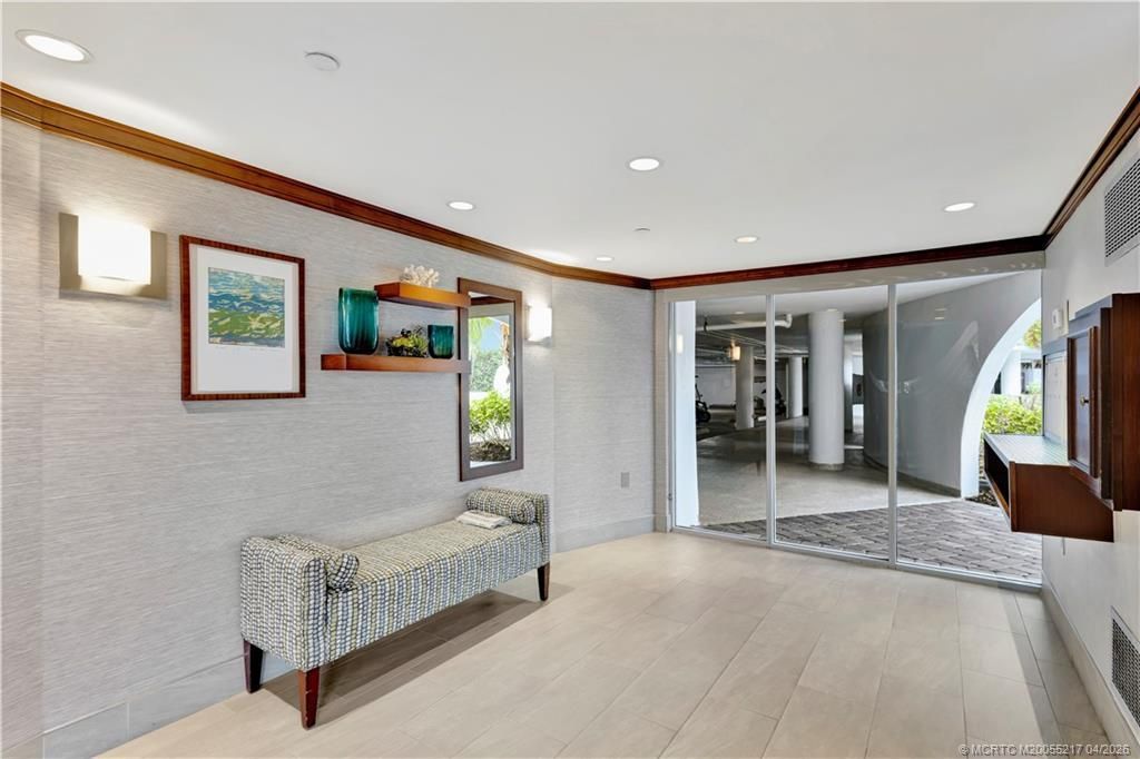 2001 SE Sailfish Point Boulevard, Unit 117, Stuart, FL 34996 Photo