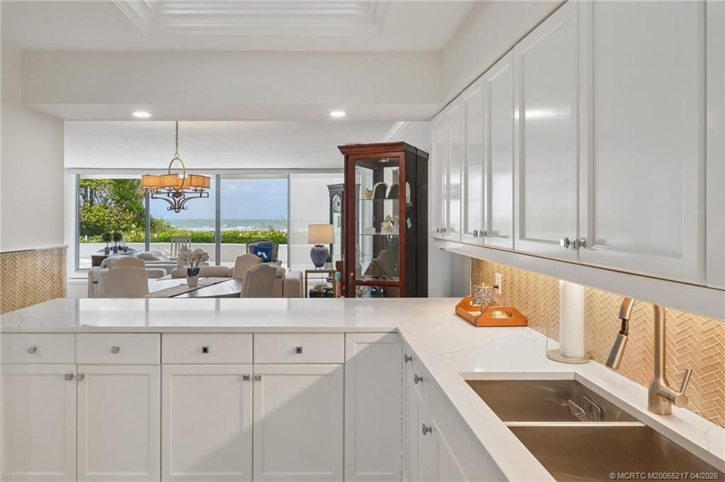 2001 SE Sailfish Point Boulevard, Unit 117, Stuart, FL 34996 Photo