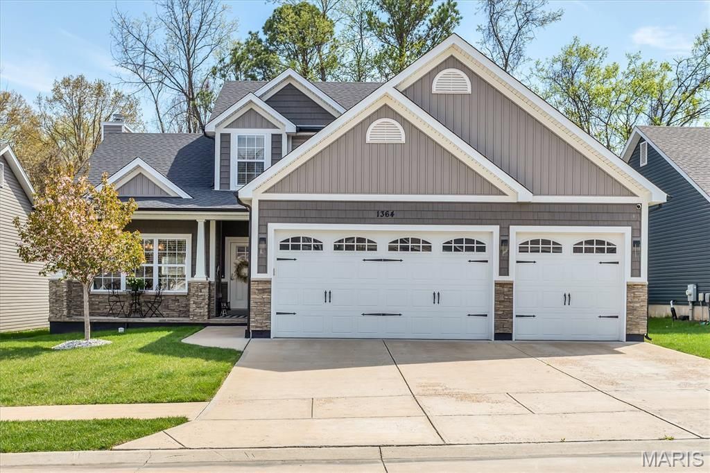 1364 Grey Wolf Drive , Imperial, MO 63052 Main Photo