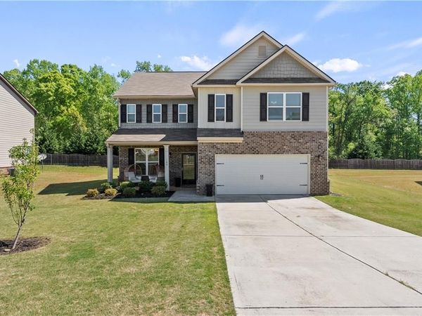 180 Sophie Circle, Locust Grove, GA 30248