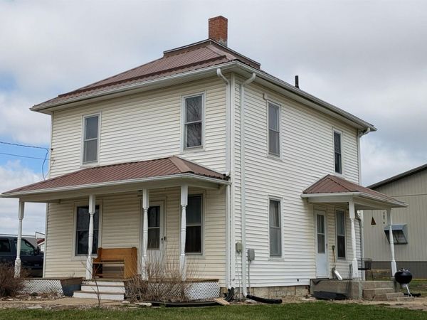 445 NW 8th Avenue, Waukon, IA 52172