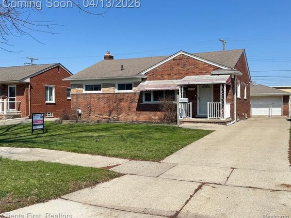 18047 Holland Avenue, Eastpointe, MI 48021