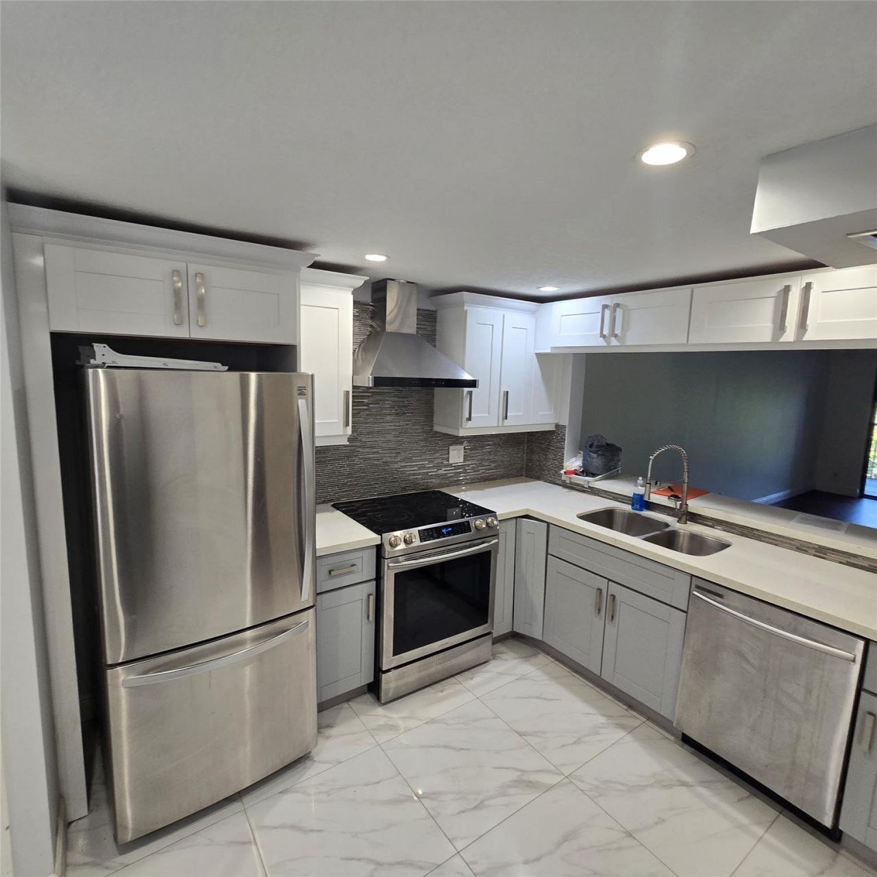 6575 W Oakland Park Boulevard, Unit 404, Lauderhill, FL 33313 Photo