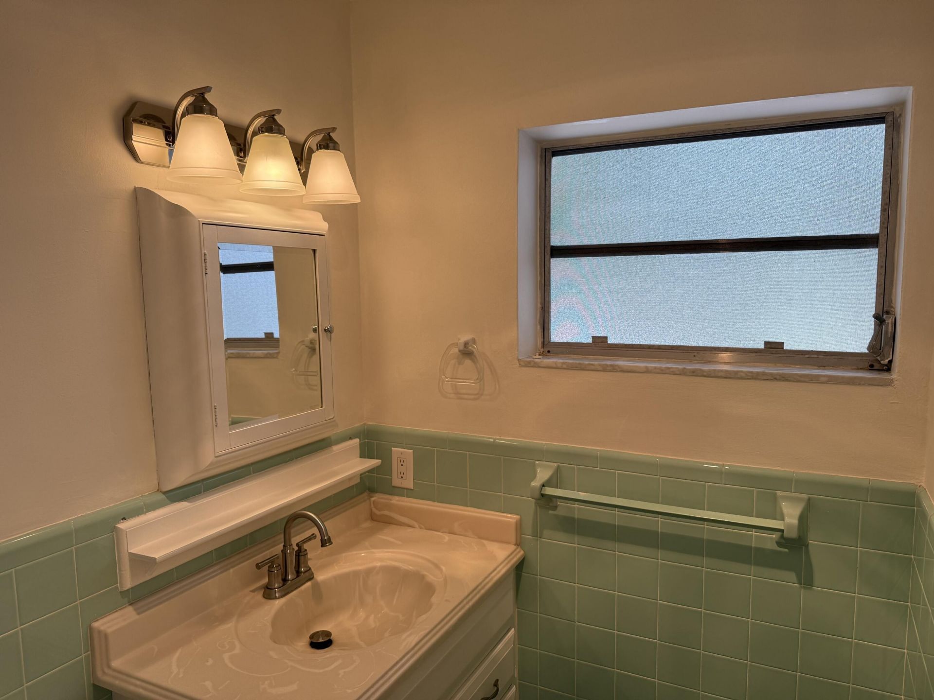 6575 NE 7th Avenue, Boca Raton, FL 33487 Photo