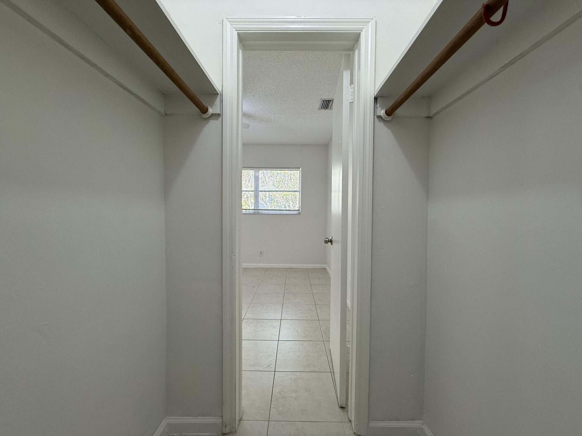 6575 NE 7th Avenue, Boca Raton, FL 33487 Photo