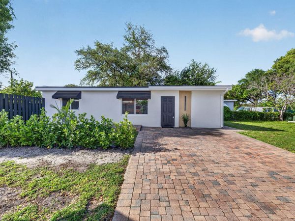 1391 SW 33rd Terrace, Fort Lauderdale, FL 33312