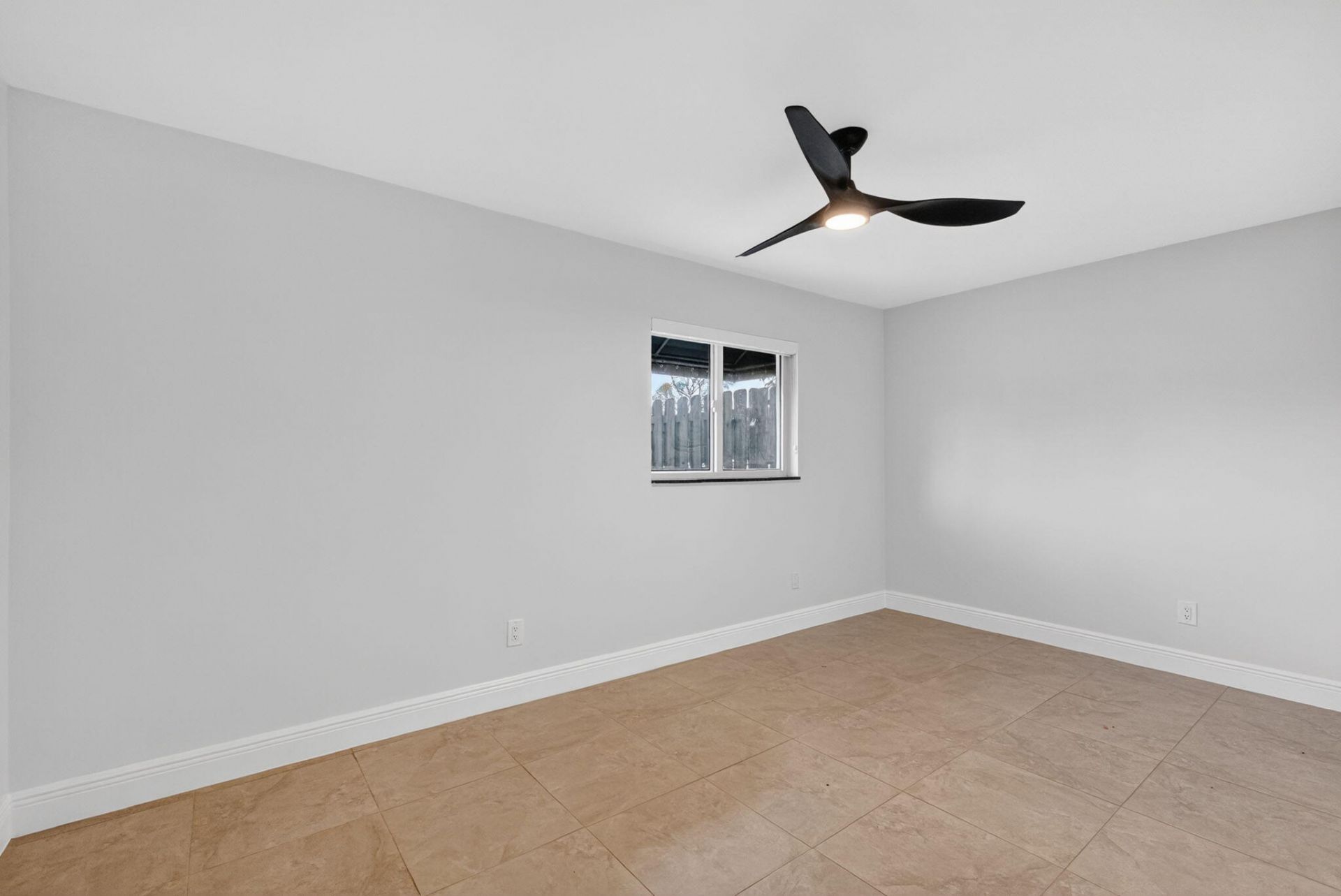 1391 SW 33rd Terrace, Fort Lauderdale, FL 33312 Photo