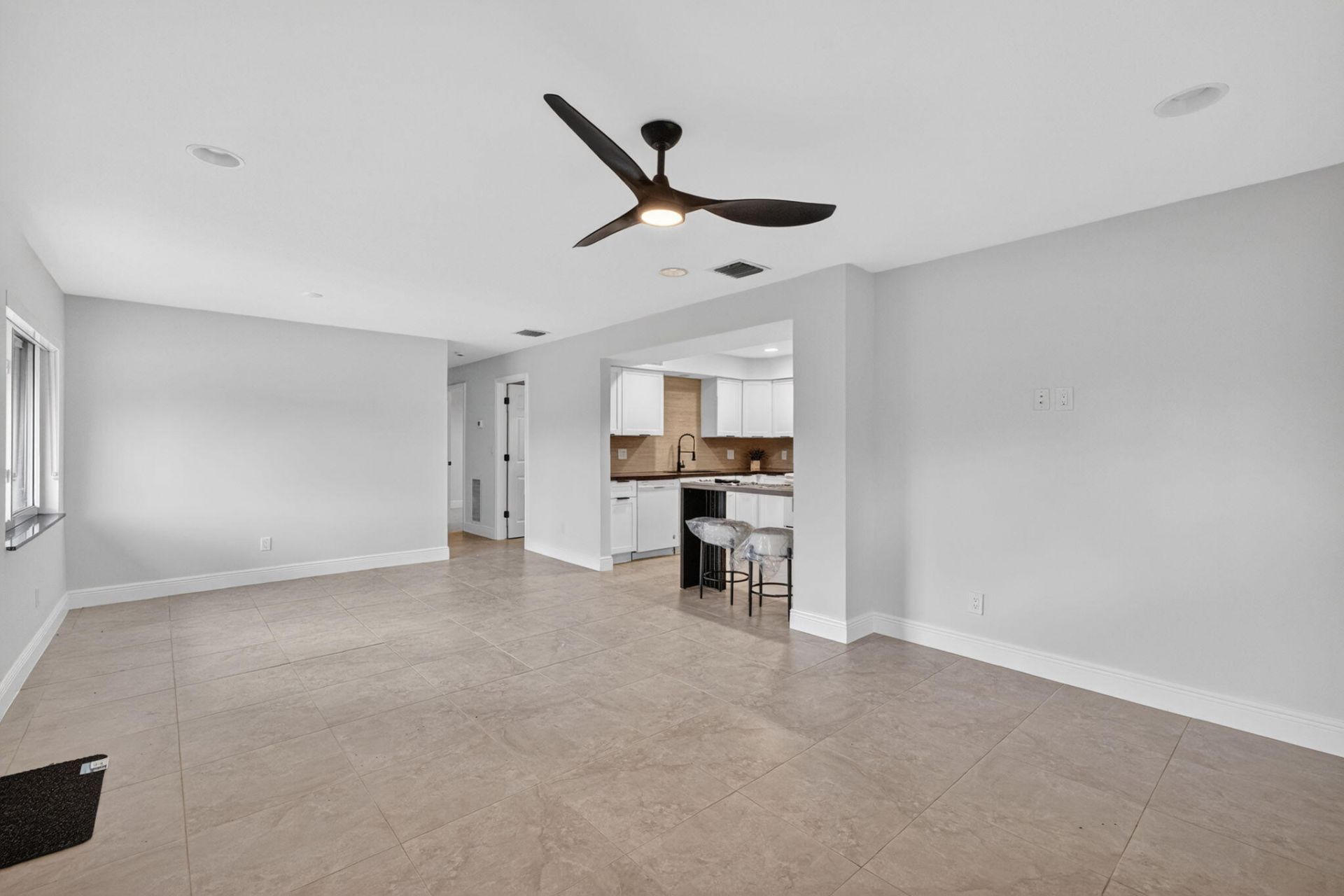 1391 SW 33rd Terrace, Fort Lauderdale, FL 33312 Photo