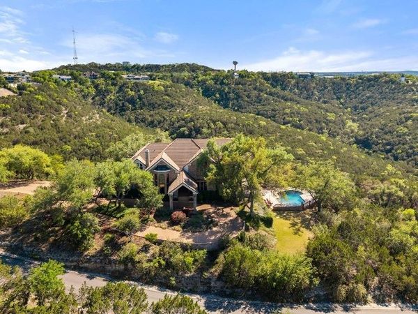 17 Cicero LN, Austin, TX 78746