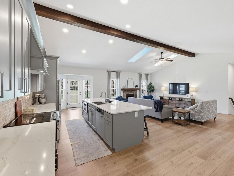 3131 Abbey Knoll Drive, Lewis Center, OH 43035 Photo 18