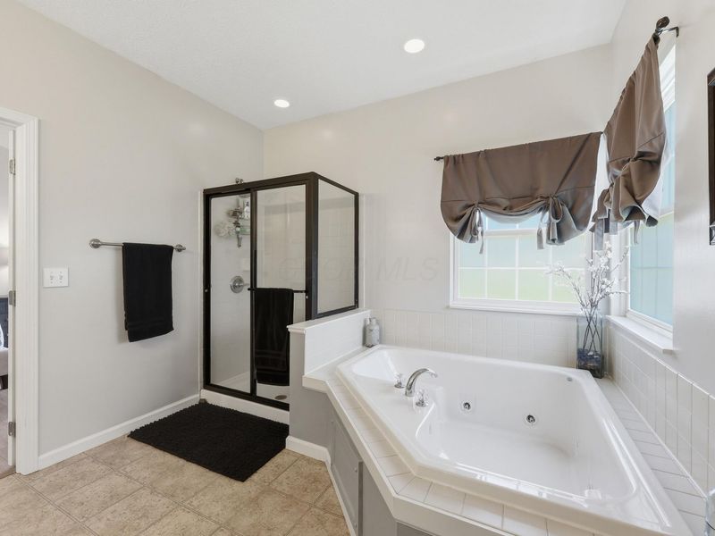 3131 Abbey Knoll Drive, Lewis Center, OH 43035 Photo 29