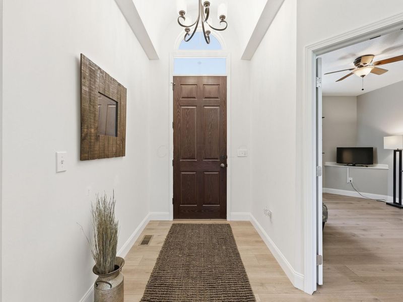 3131 Abbey Knoll Drive, Lewis Center, OH 43035 Photo 6