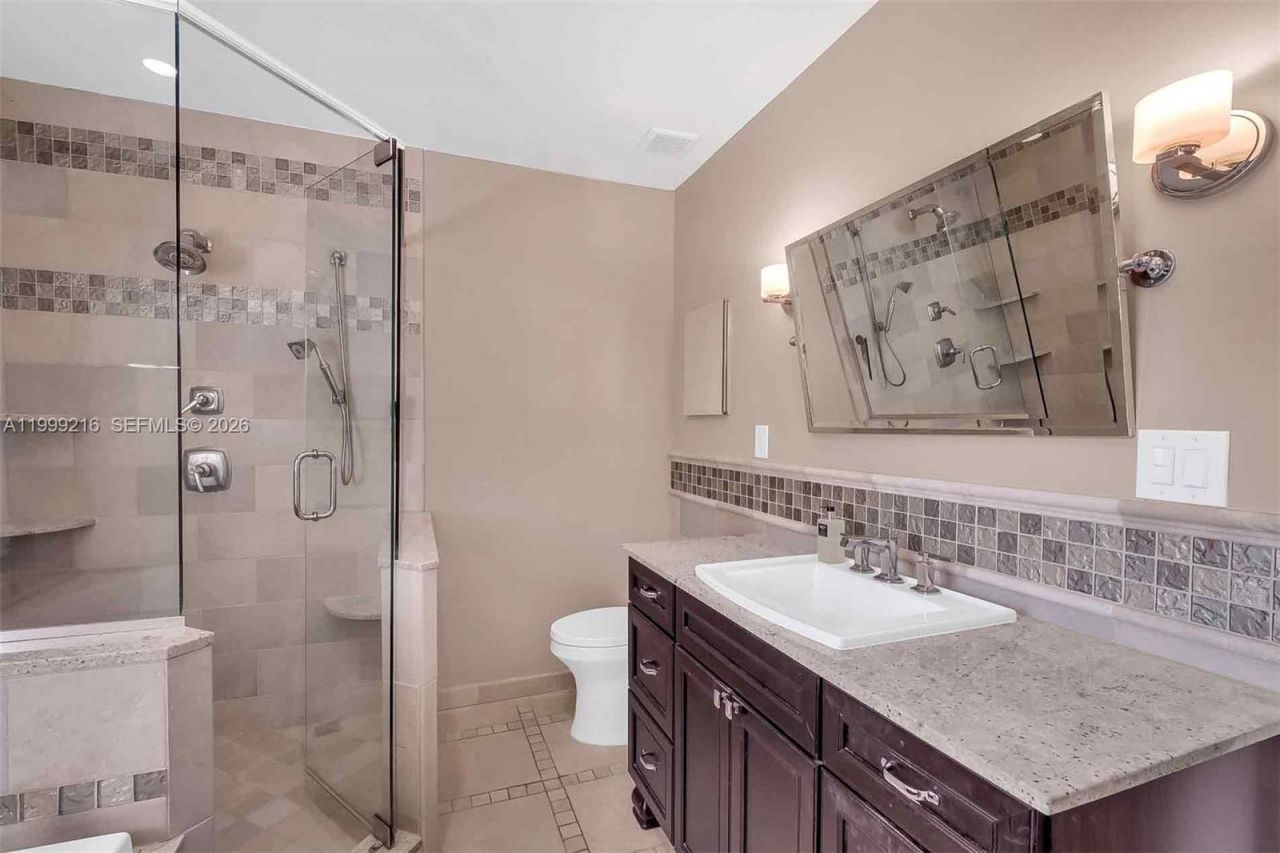 1160 NE 98th St, Miami Shores, FL 33138 Photo