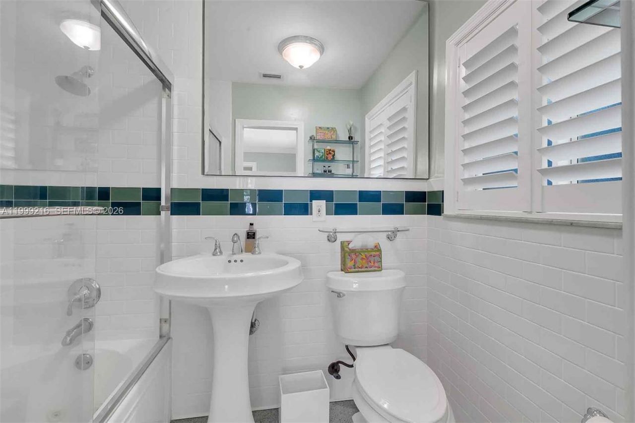 1160 NE 98th St, Miami Shores, FL 33138 Photo