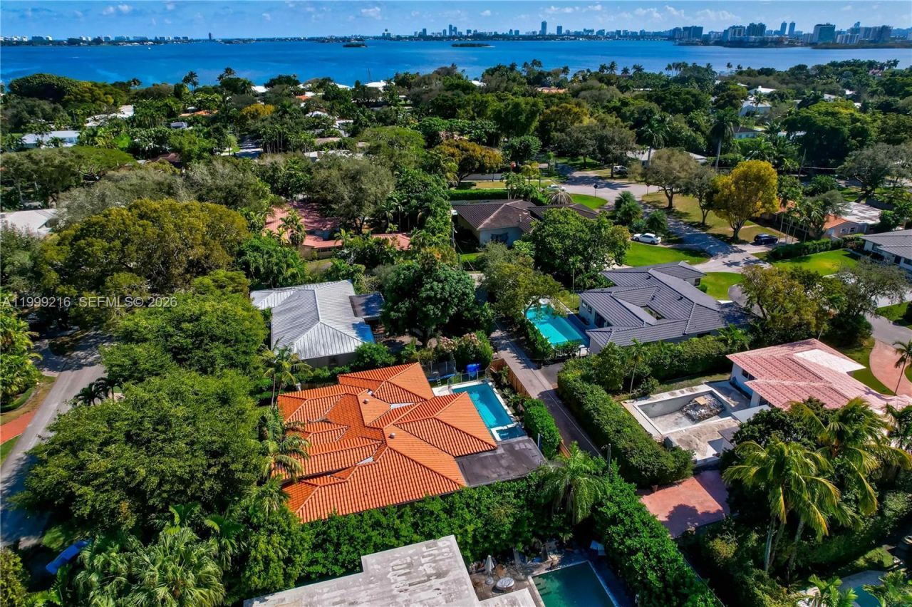 1160 NE 98th St, Miami Shores, FL 33138 Photo
