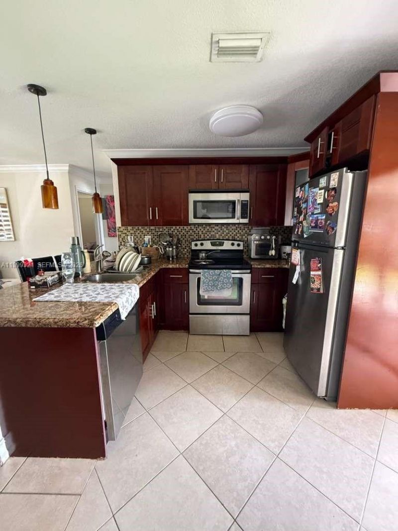 6708 Raleigh St, Hollywood, FL 33024 Photo