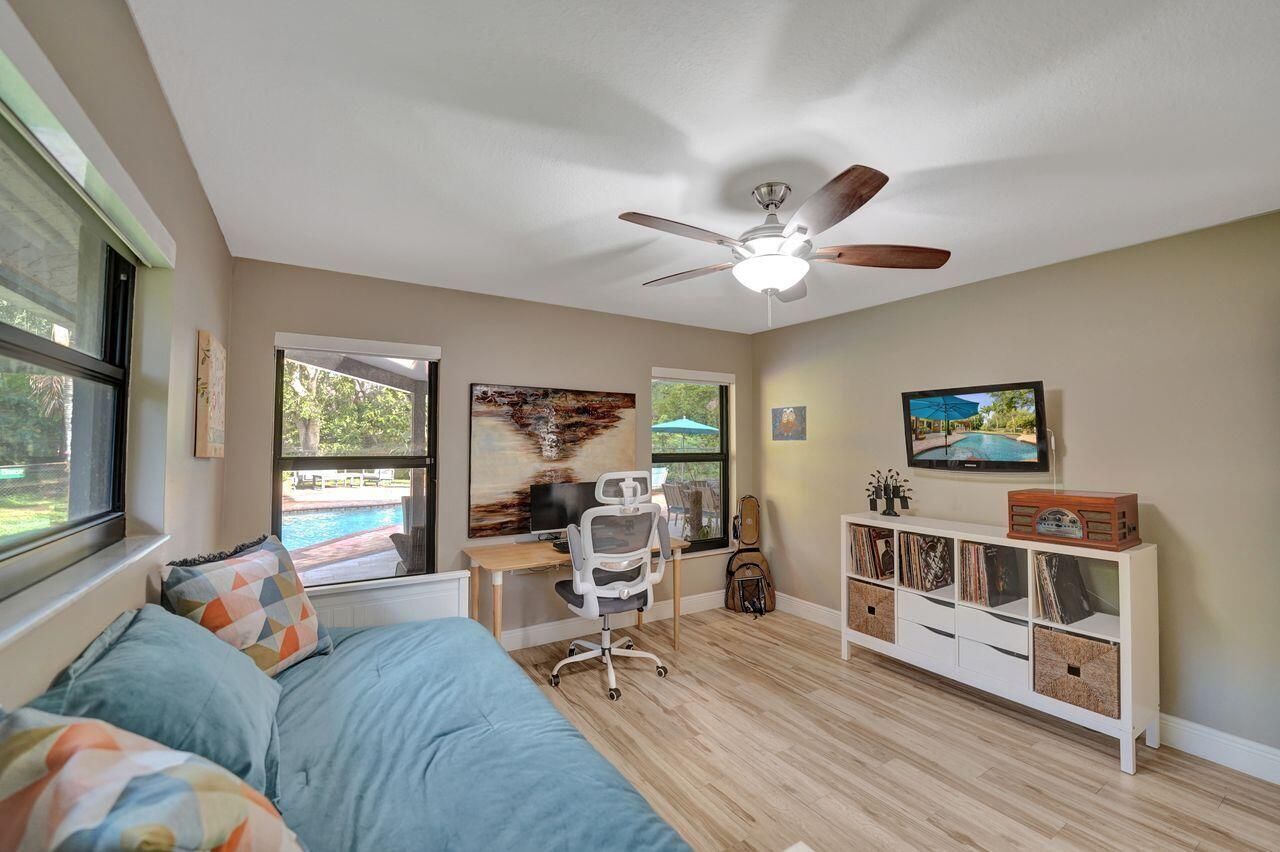 9931 SW 23rd Street, Davie, FL 33324 Photo