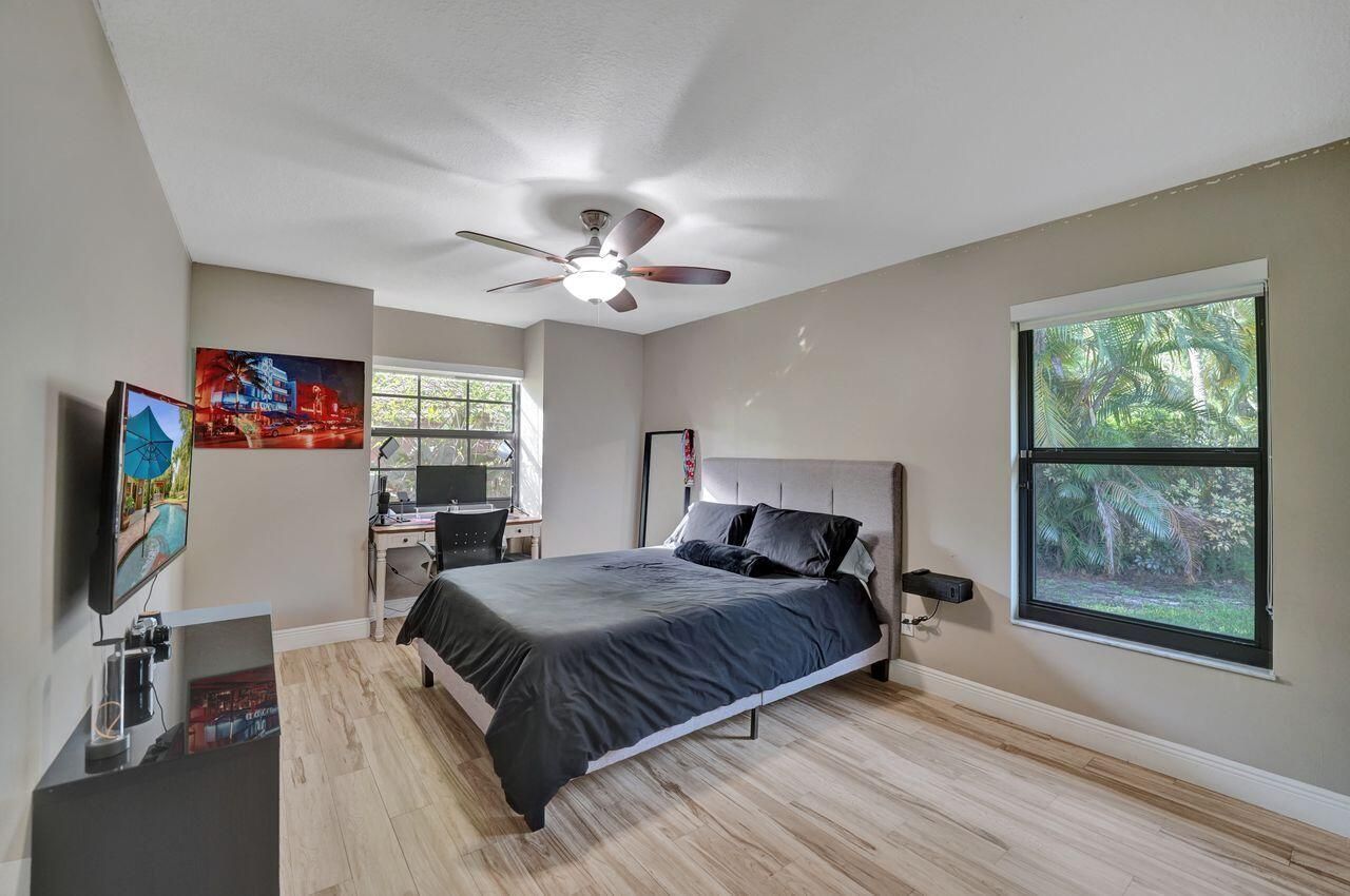 9931 SW 23rd Street, Davie, FL 33324 Photo