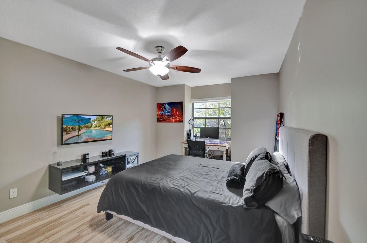 9931 SW 23rd Street, Davie, FL 33324 Photo