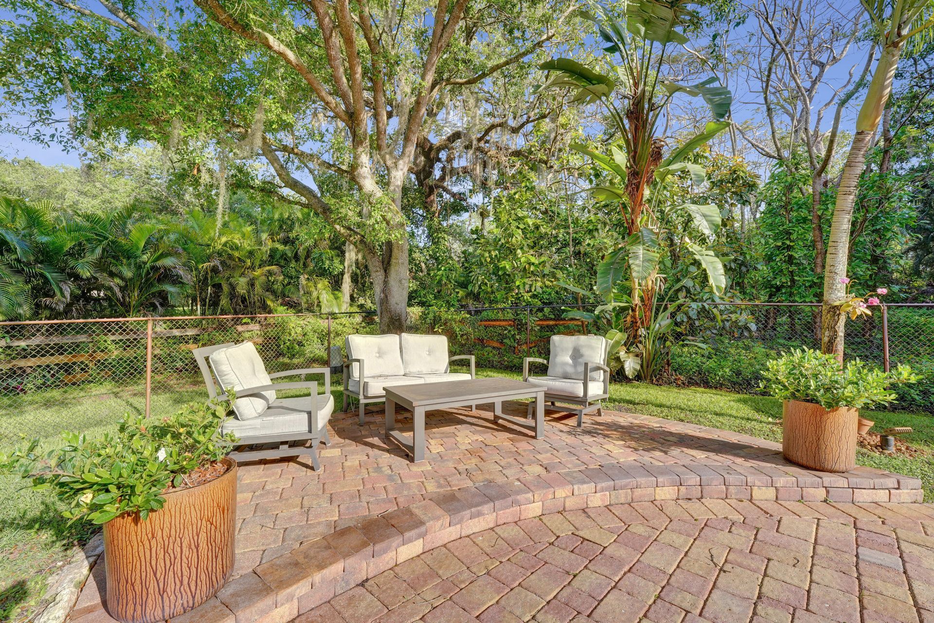 9931 SW 23rd Street, Davie, FL 33324 Photo