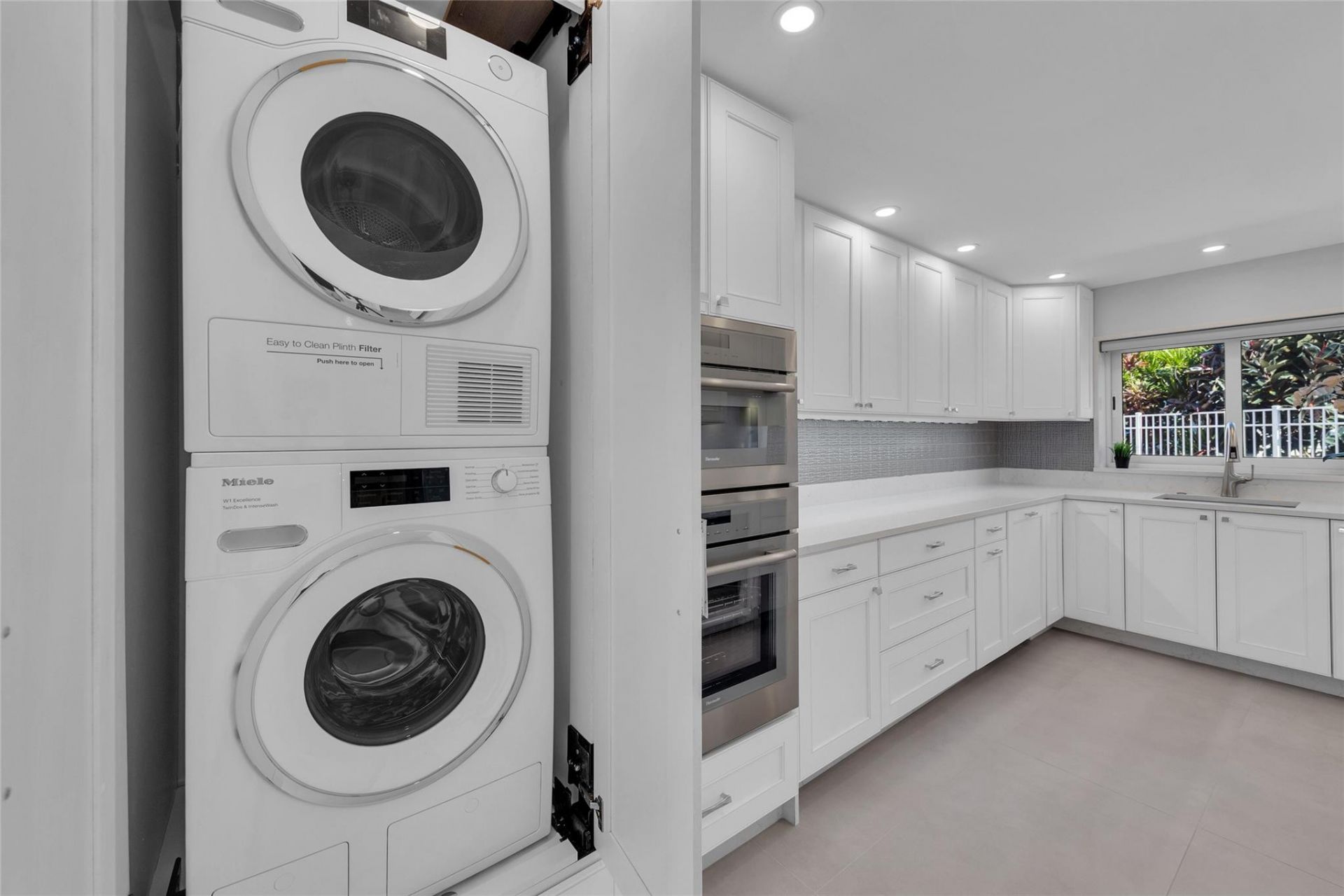 1922 S Ocean Lane, Unit 10, Fort Lauderdale, FL 33316 Photo