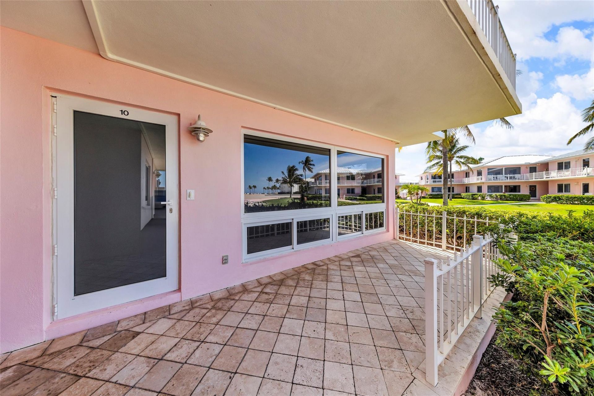 1922 S Ocean Lane, Unit 10, Fort Lauderdale, FL 33316 Photo