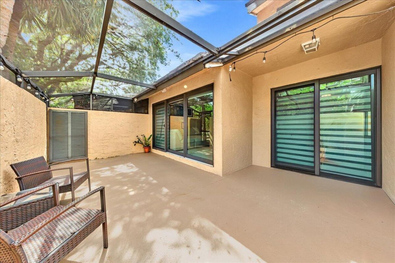 8715 Cleary Boulevard, Plantation, FL 33324 Photo