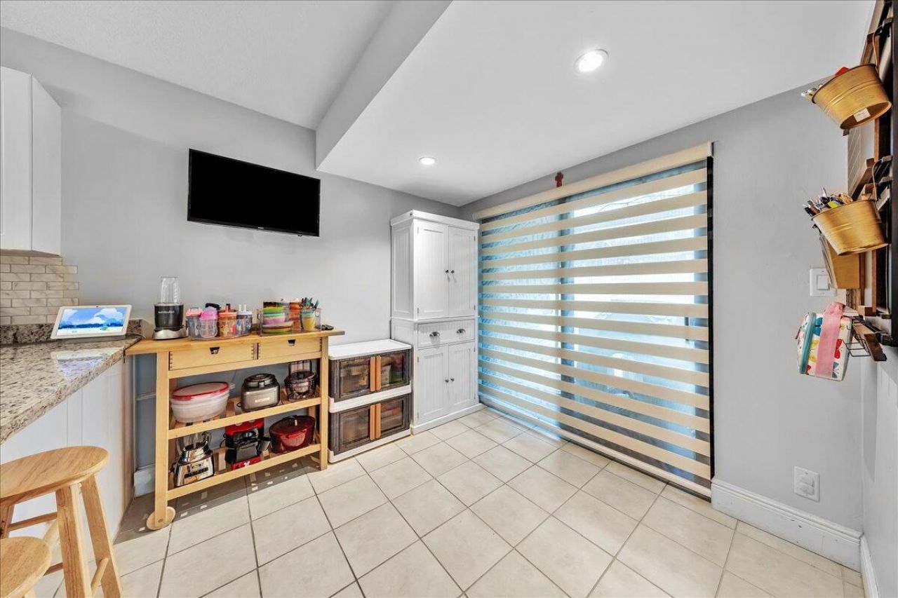 8715 Cleary Boulevard, Plantation, FL 33324 Photo