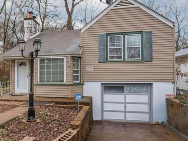 703 Cunniff Place , Ferguson, MO 63135