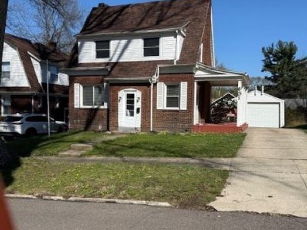 601 Saint Leger Avenue , Akron, OH 44305