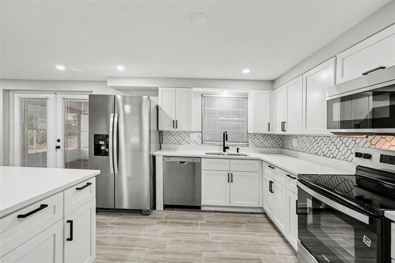 7310 Fort King Road , Zephyrhills, FL 33541 Photo