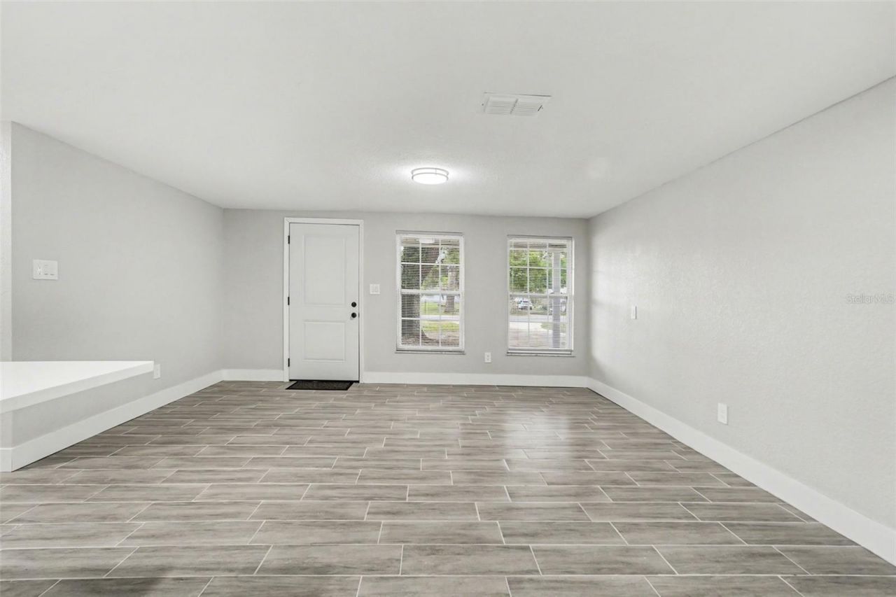 7310 Fort King Road , Zephyrhills, FL 33541 Photo