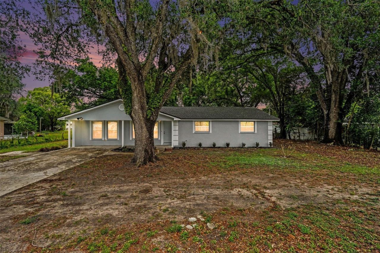 7310 Fort King Road , Zephyrhills, FL 33541 Photo