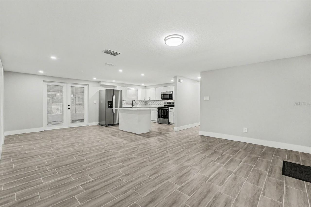 7310 Fort King Road , Zephyrhills, FL 33541 Photo